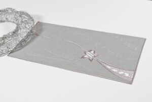Weihnachtstischdecken und Tischläufer modern ecru aus Plauener Spitze